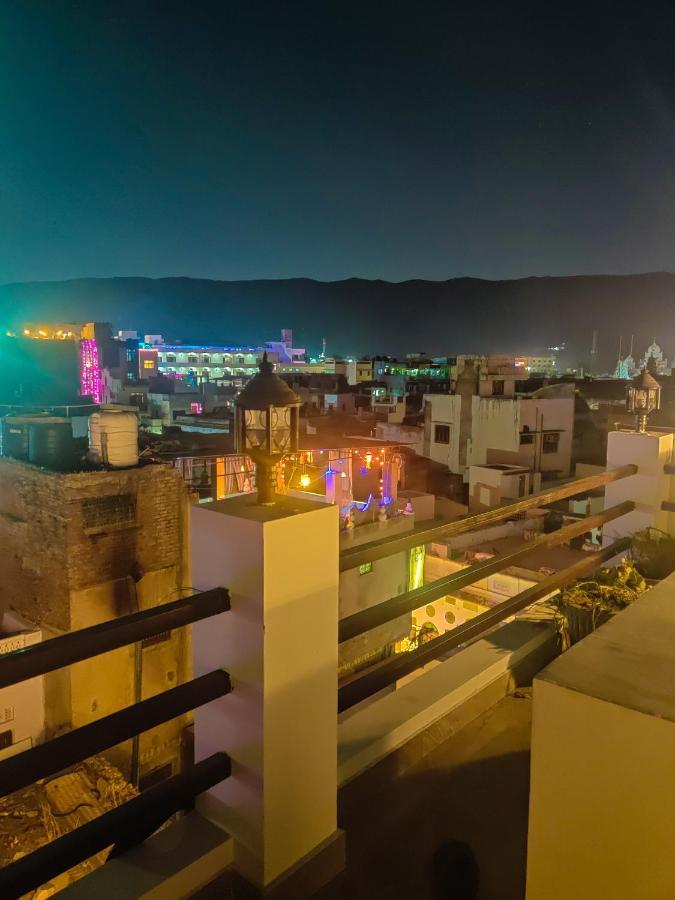 Varah Square Guest House 布什格尔 外观 照片