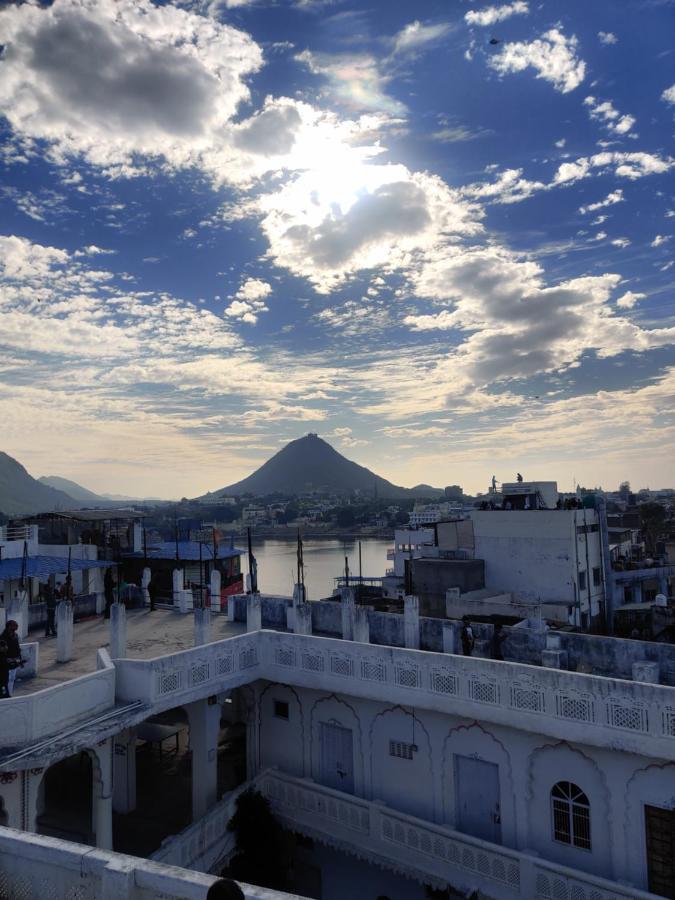 Varah Square Guest House 布什格尔 外观 照片
