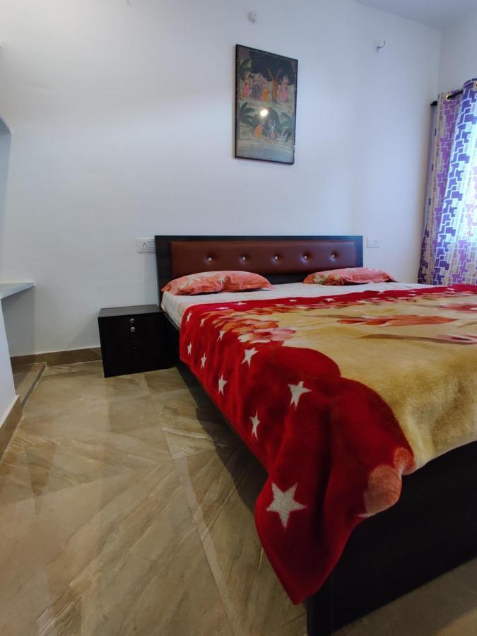 Varah Square Guest House 布什格尔 外观 照片